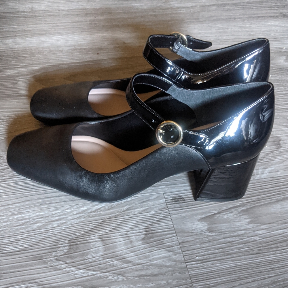Jane Pumps
